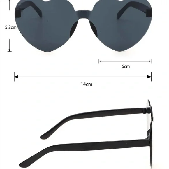 🔹ＳＯＬＤ🔹•heart sunglasses• - Picture 2 of 6